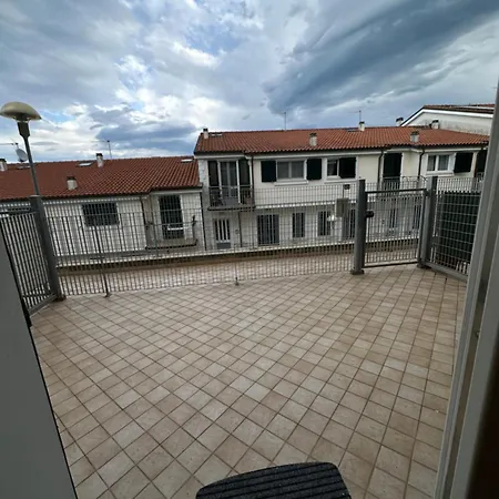 Grazioso Con Giardino * Porto Recanati