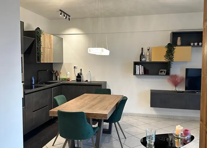 Grazioso Con Giardino * Porto Recanati