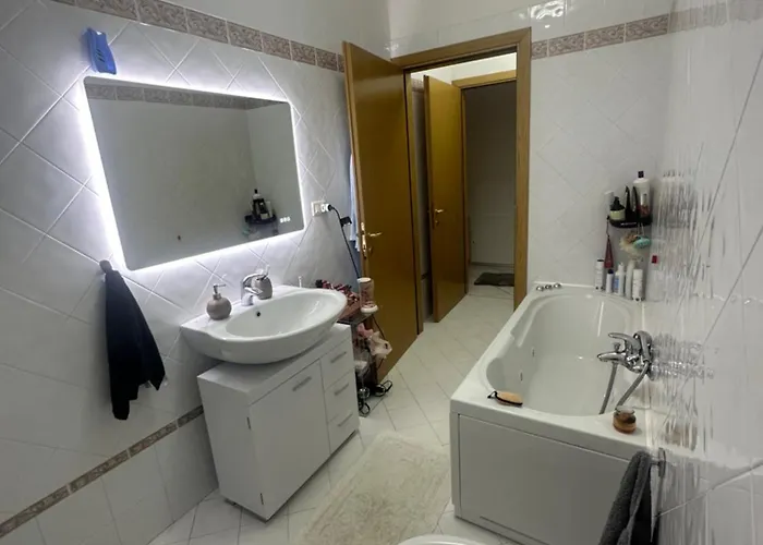 Grazioso Con Giardino