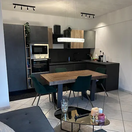 Grazioso Con Giardino Порто-Реканати